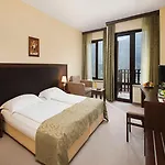 мая 220 свети спас Velingrad