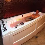 Apartment мая 220 свети спас